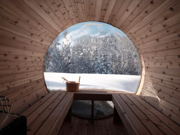 Outdoor barrel sauna